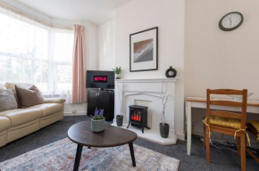 Happy Harwich, Tranquil, Near Beach, Free Parking